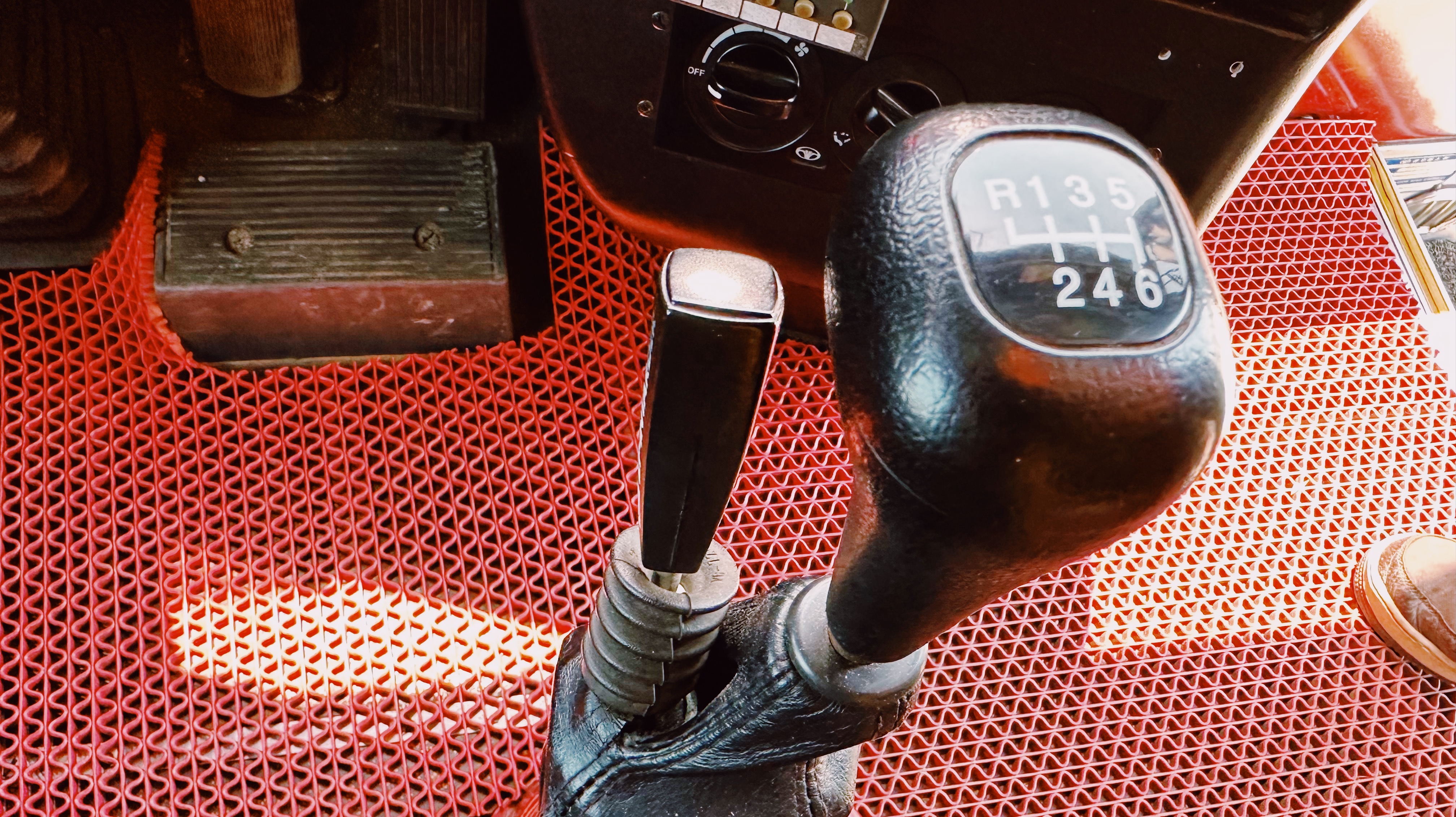 리타더 브레이크