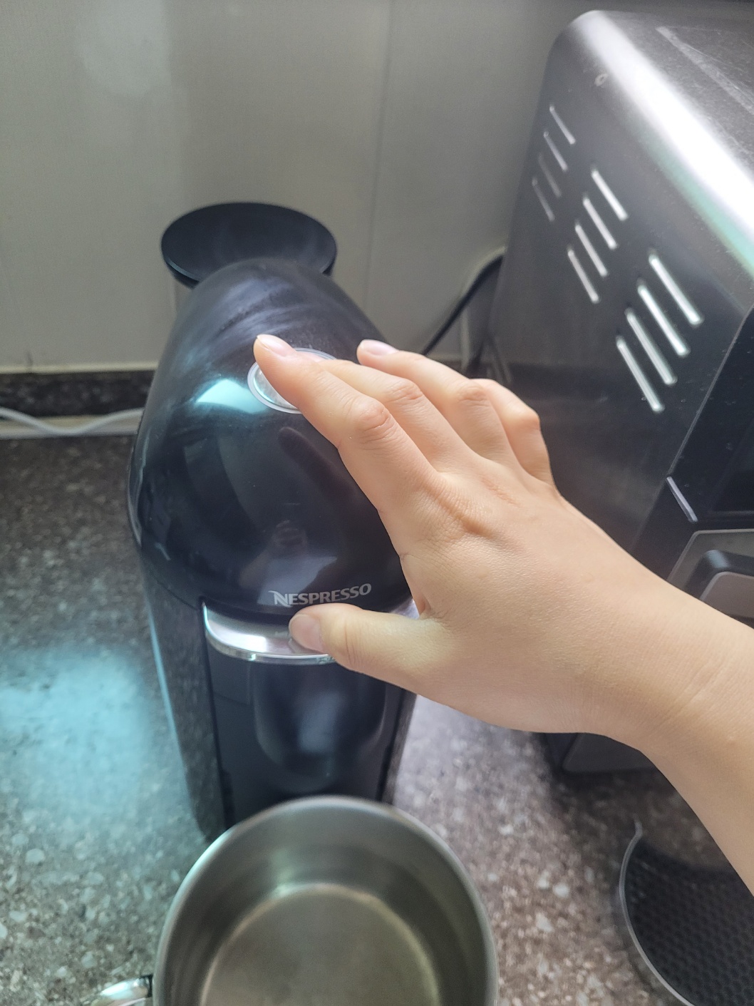 추출버튼과 레버를 3초간 눌러 특별모드로 이동