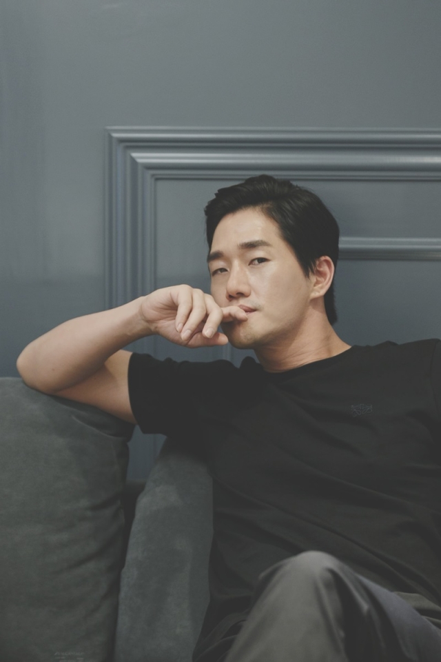 유지태 부인 김효진 ❘ 학교 드라마 왕사남 영화 ❘ 나이 학력 키 MBTI