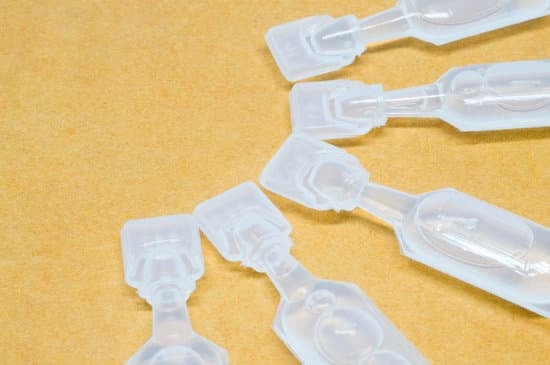 인공눈물 및 윤활제: 안구 건조증 완화