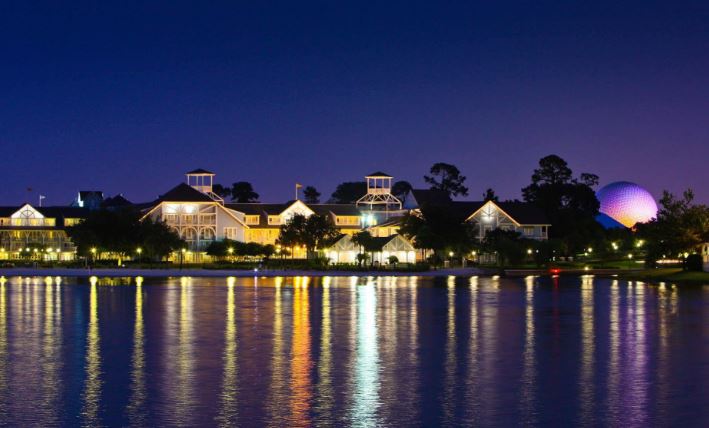 디즈니 비치클럽 리조트 야경 이미지