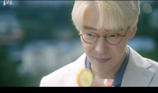 7인의 탈출 매튜 리 엄기준 등장