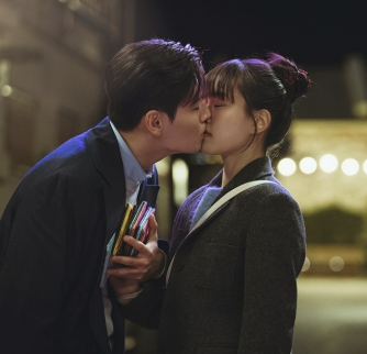 당신의 맛 범우와 연주의 키스 장면