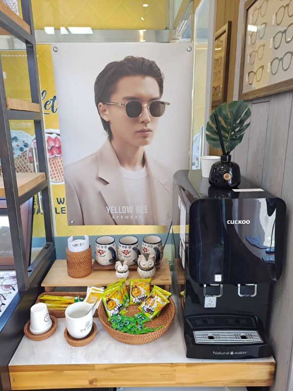 안경진정성 간식코너