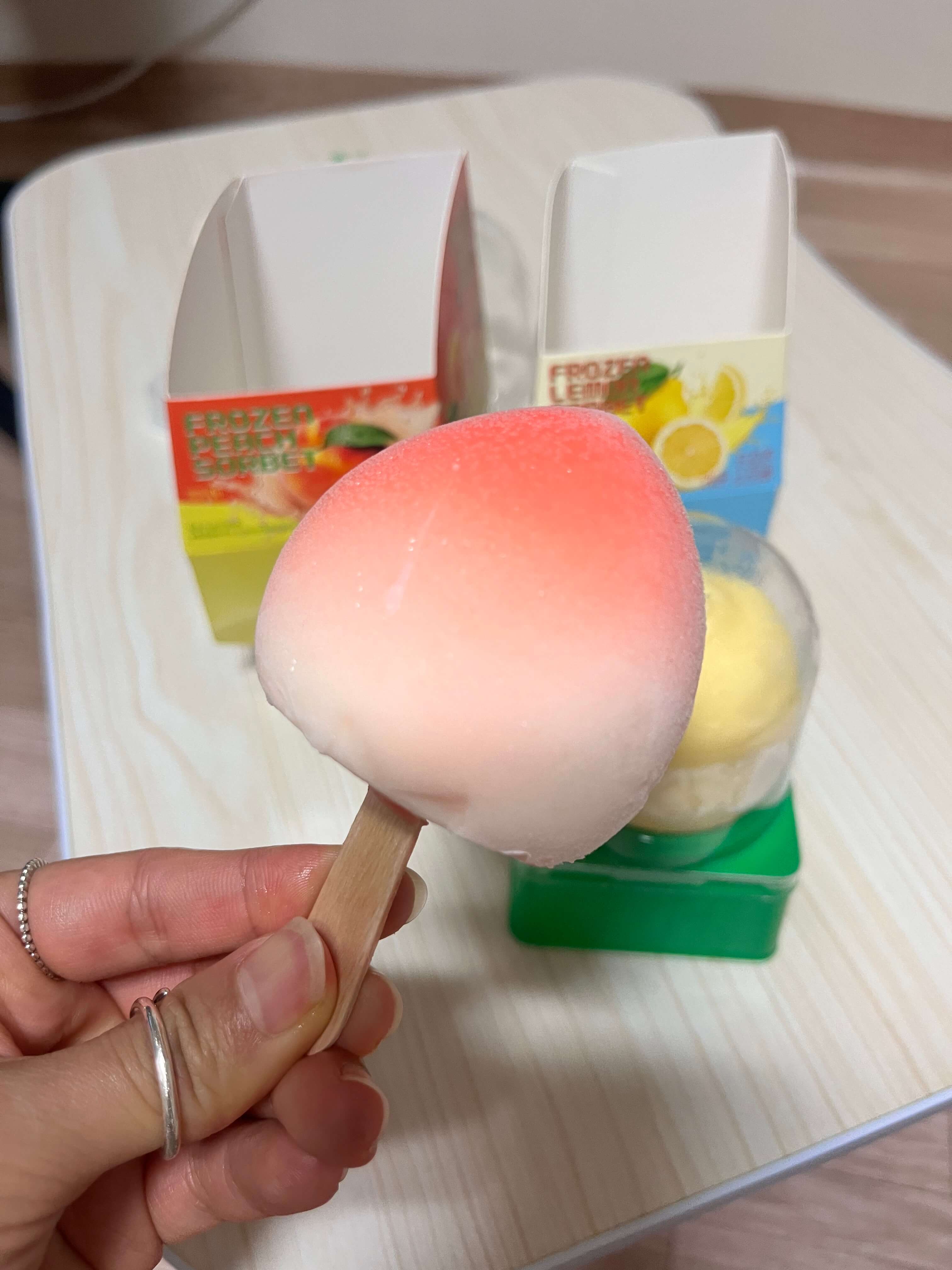 GS25 편의점 신상 프로즌 소르베 과일모양 아이스크림 피치 레몬 애플망고