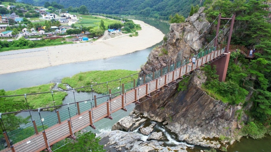 충주호 출렁다리 종댕이길