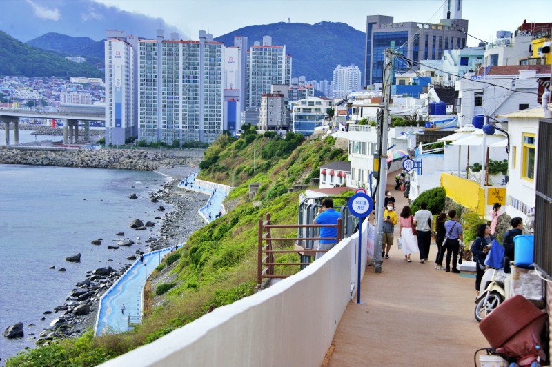 영도 흰여울 마을