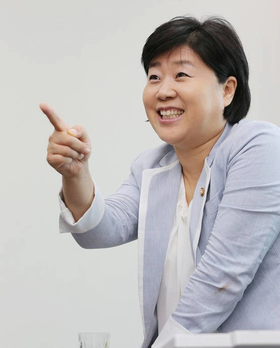 서영교 국회의원 프로필 나이 고향 학력 지역구