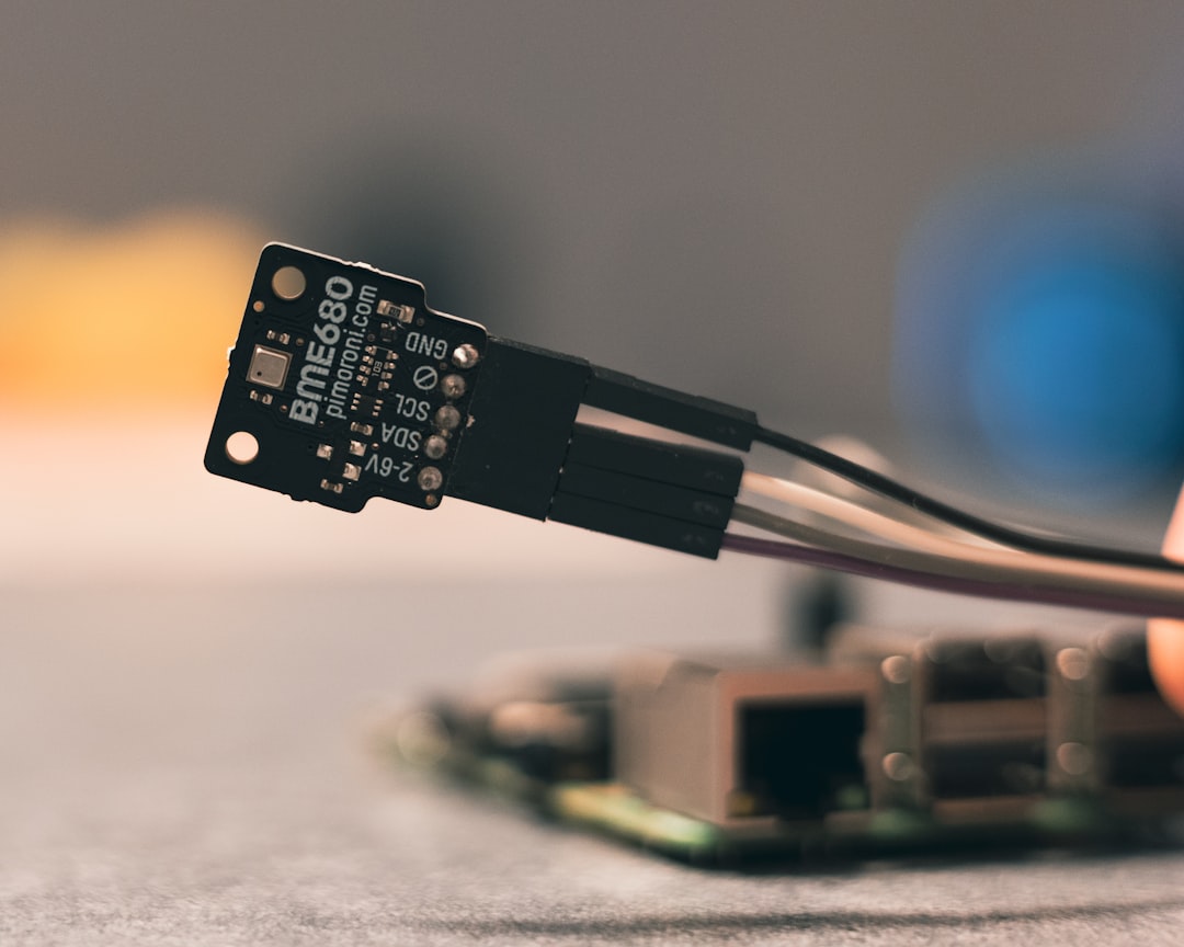 Sensor