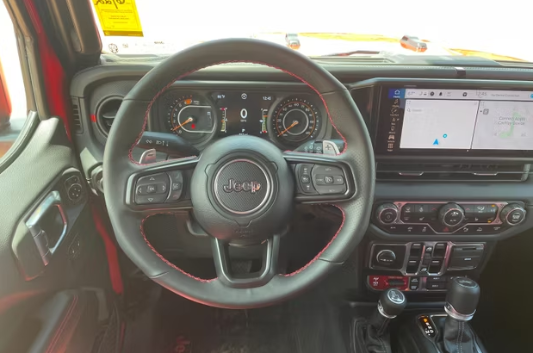 지프 랭글러 내부디자인