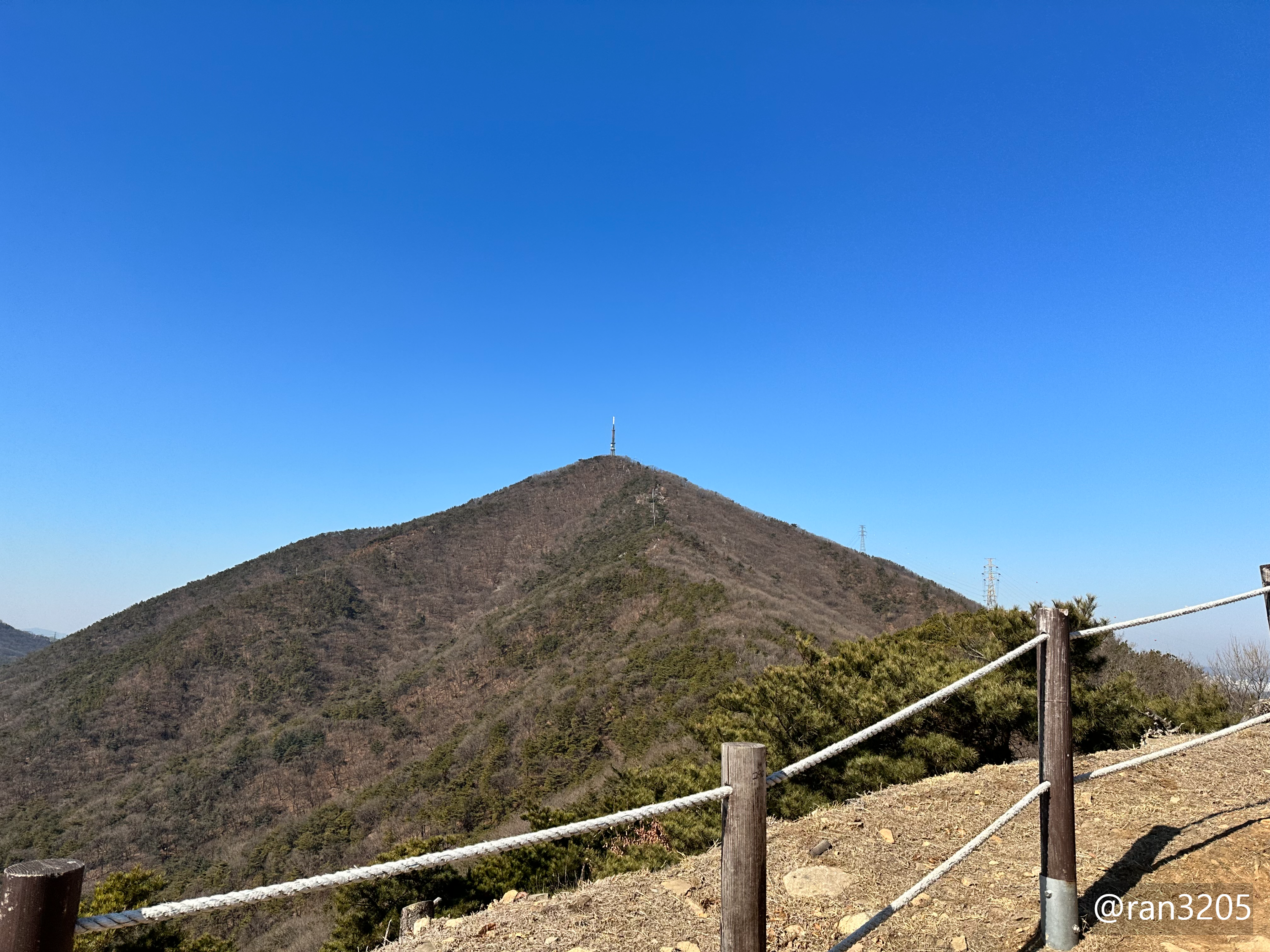 멀리보이는 계양산 정상