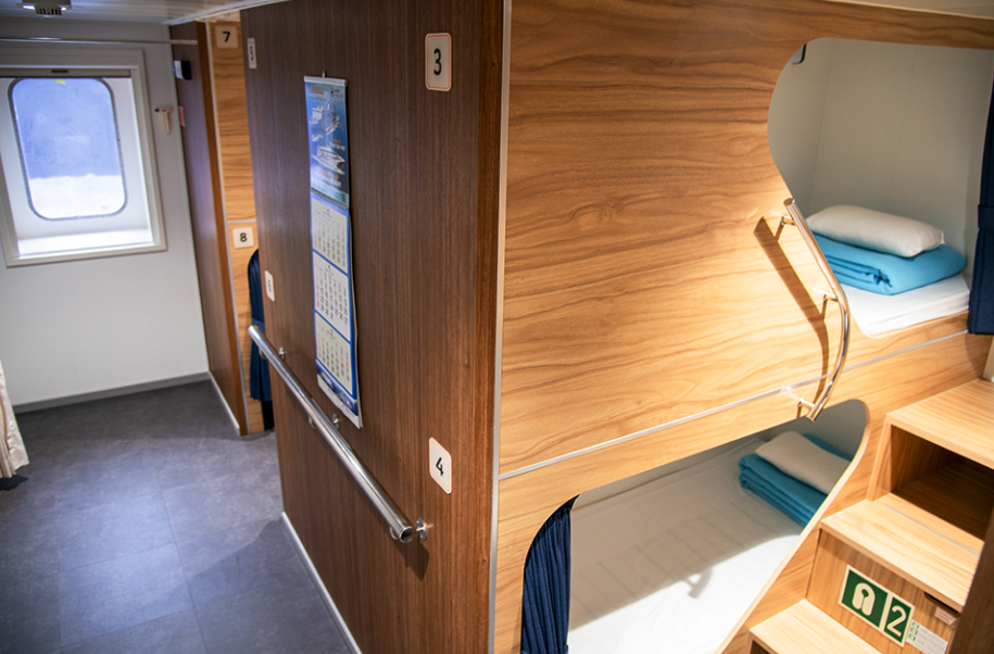 ⛴️ 배편 2: 퀸제누비아Ⅱ호 (신규 최신형)