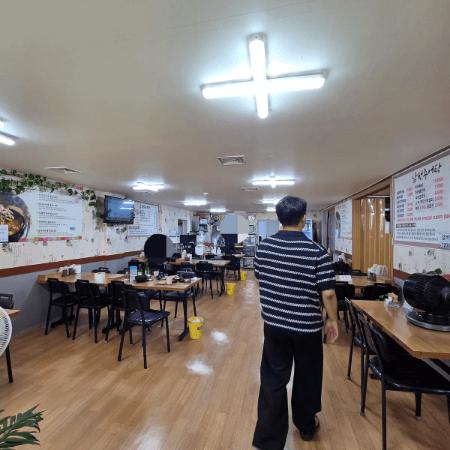 남원추어탕 내부