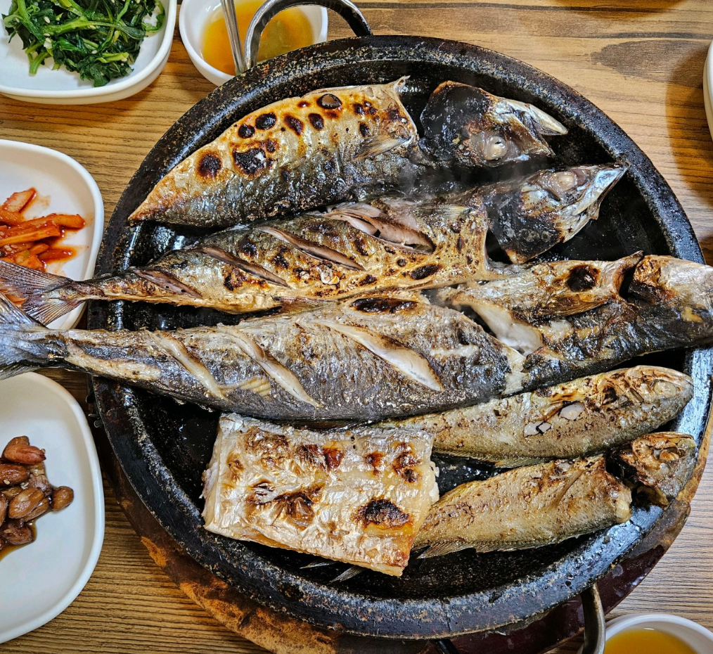 맹돌이생선구이쌈밥