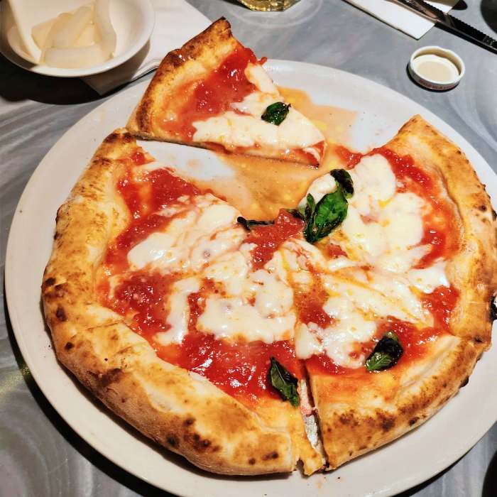 토요일은 밥이좋아 토밥좋아 대전 마르게리타 피자 맛집