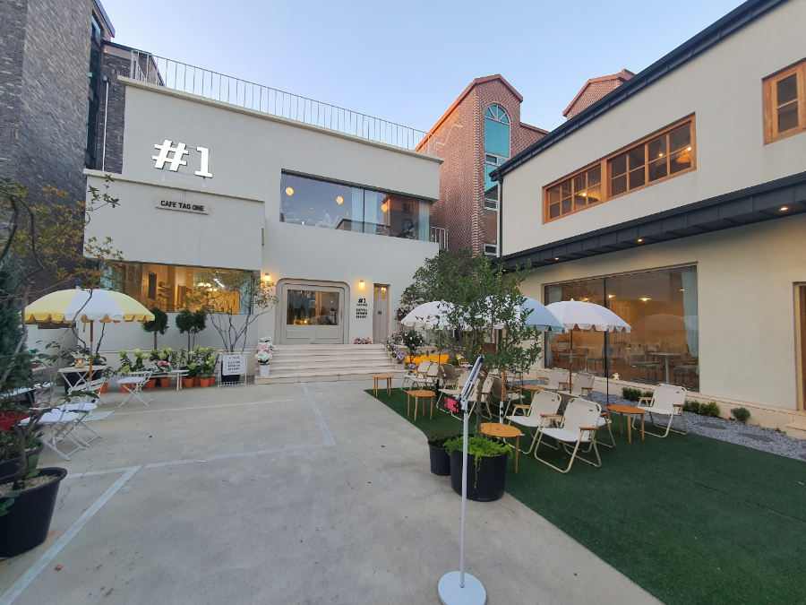 정면에서 본 태크원