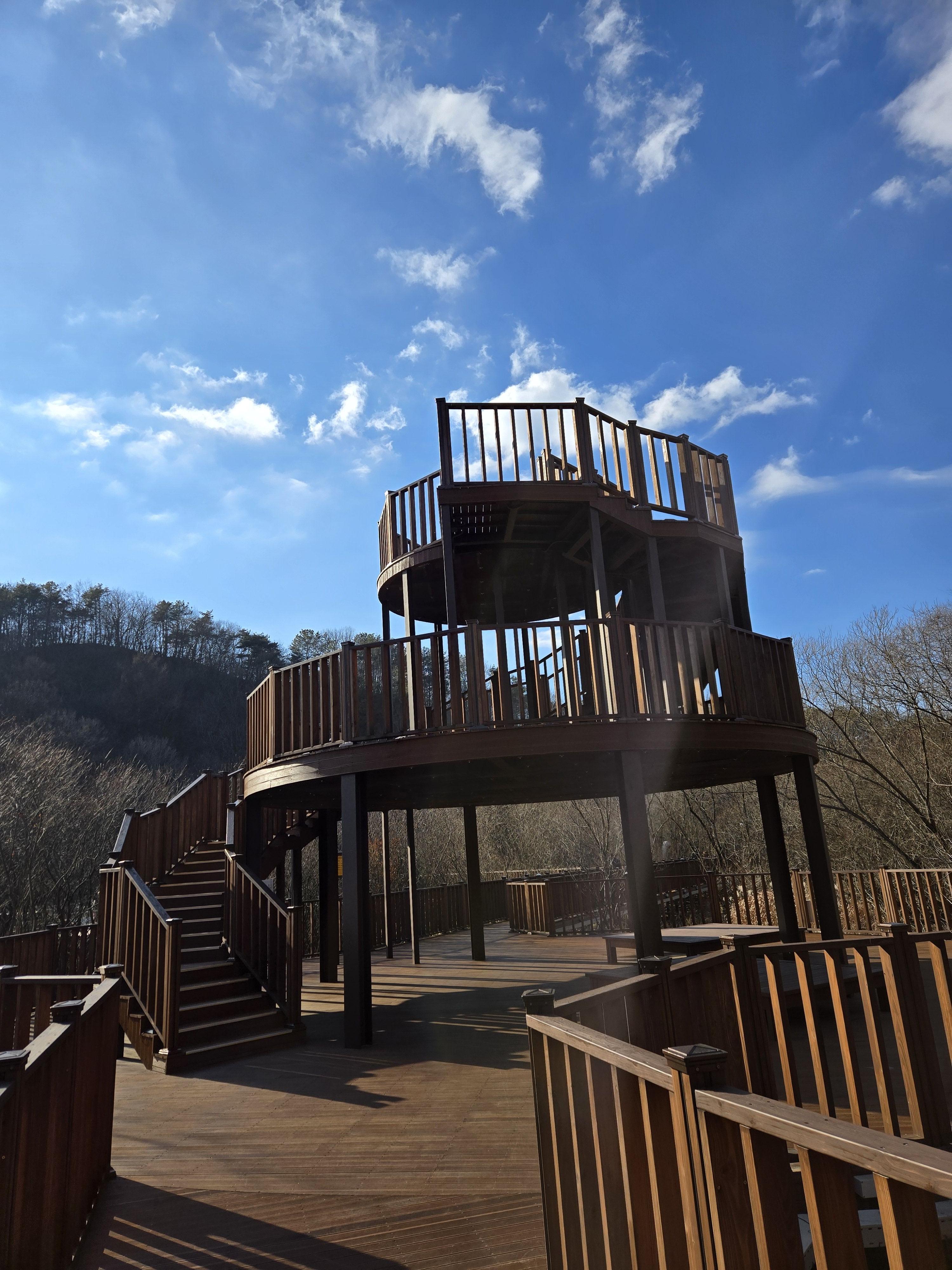 방동저수지 윤슬거리