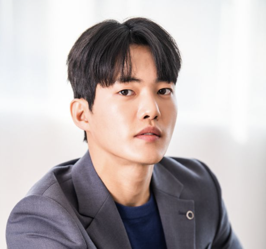 김건우 프로필