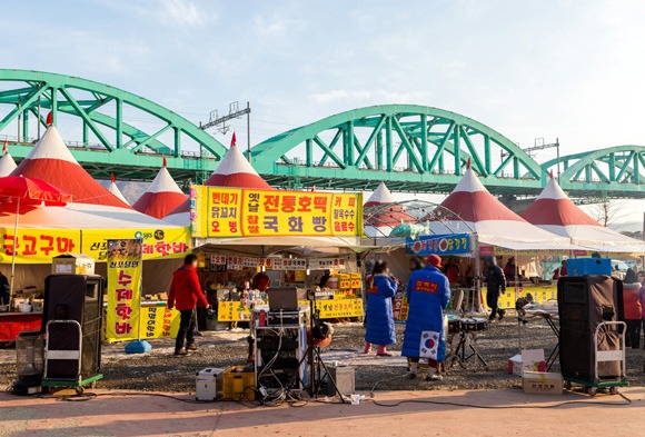 가평 청평 북한강 대성리 송어축제
