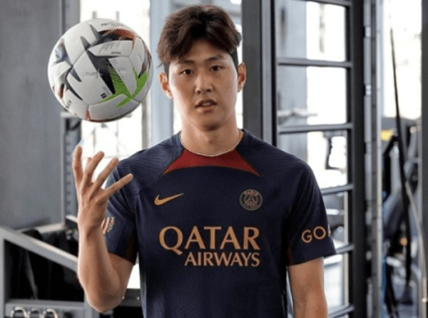 쿠팡플레이 경기 이강인 관련 이미지 입니다.