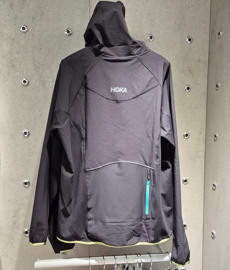 호카스카이글로우 겨울러닝상의추천