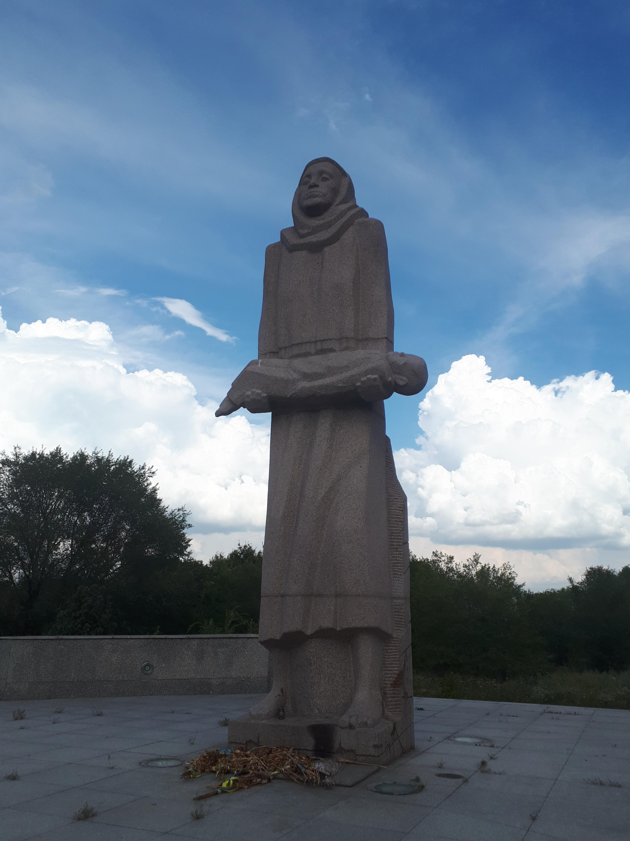 우크라이나 드니프로 동상