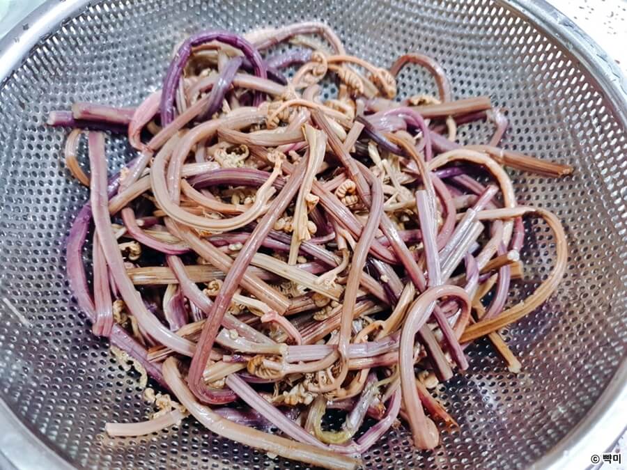 고사리나물-볶음-맛있게-하는-법-명절-나물-만드는-법