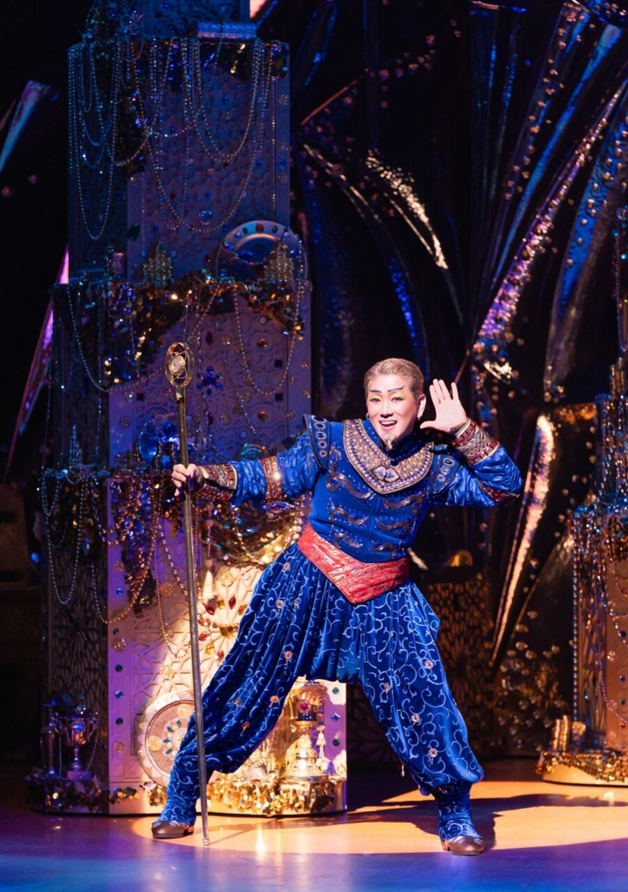 지니의 소원램프 힘과 자스민의 주체성