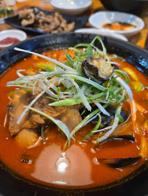 고창 학원농장 맛집 유채꽃 청보리밭 폭싹 속았수다 도깨비 촬영지