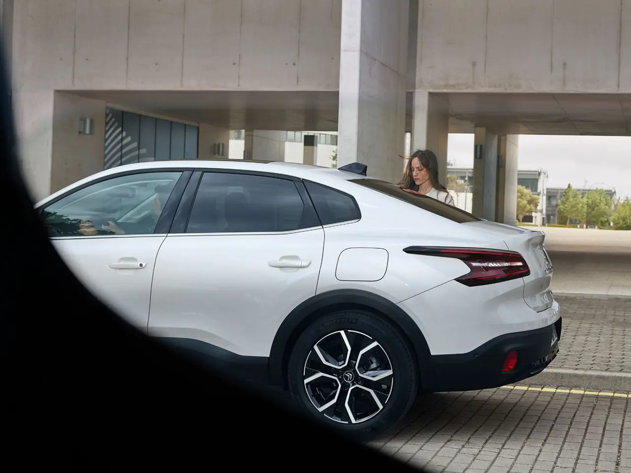 2022 시트로엥 C4 X 시트로엥 e-C4 X 실구매가 모의견적 연비 제원 승차감 실내 디자인 인테리어 총정리