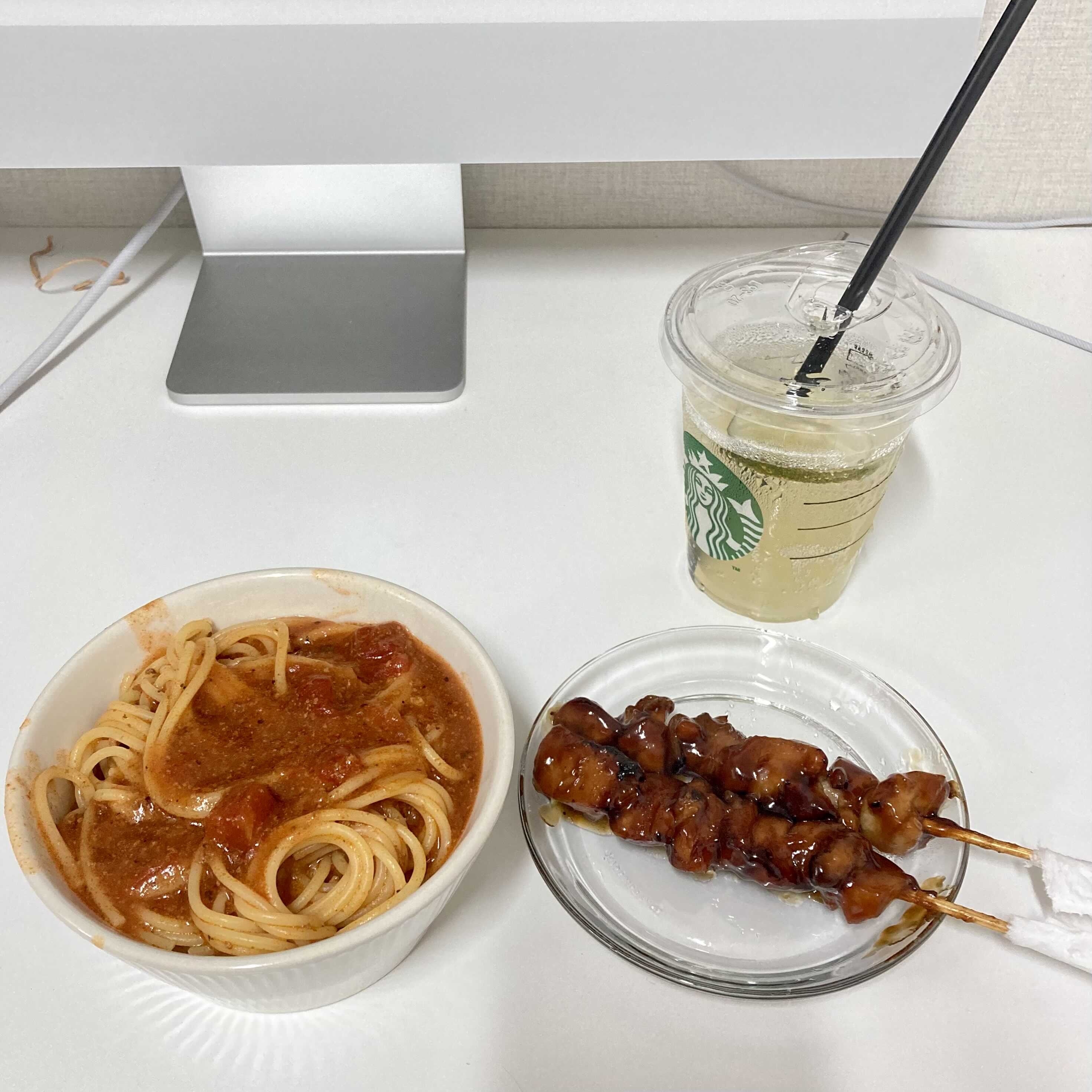 스파게티와 닭꼬치