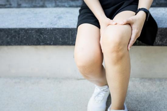 슬개건염(Patellar Tendinitis): 원인, 증상, 치료 및 예방