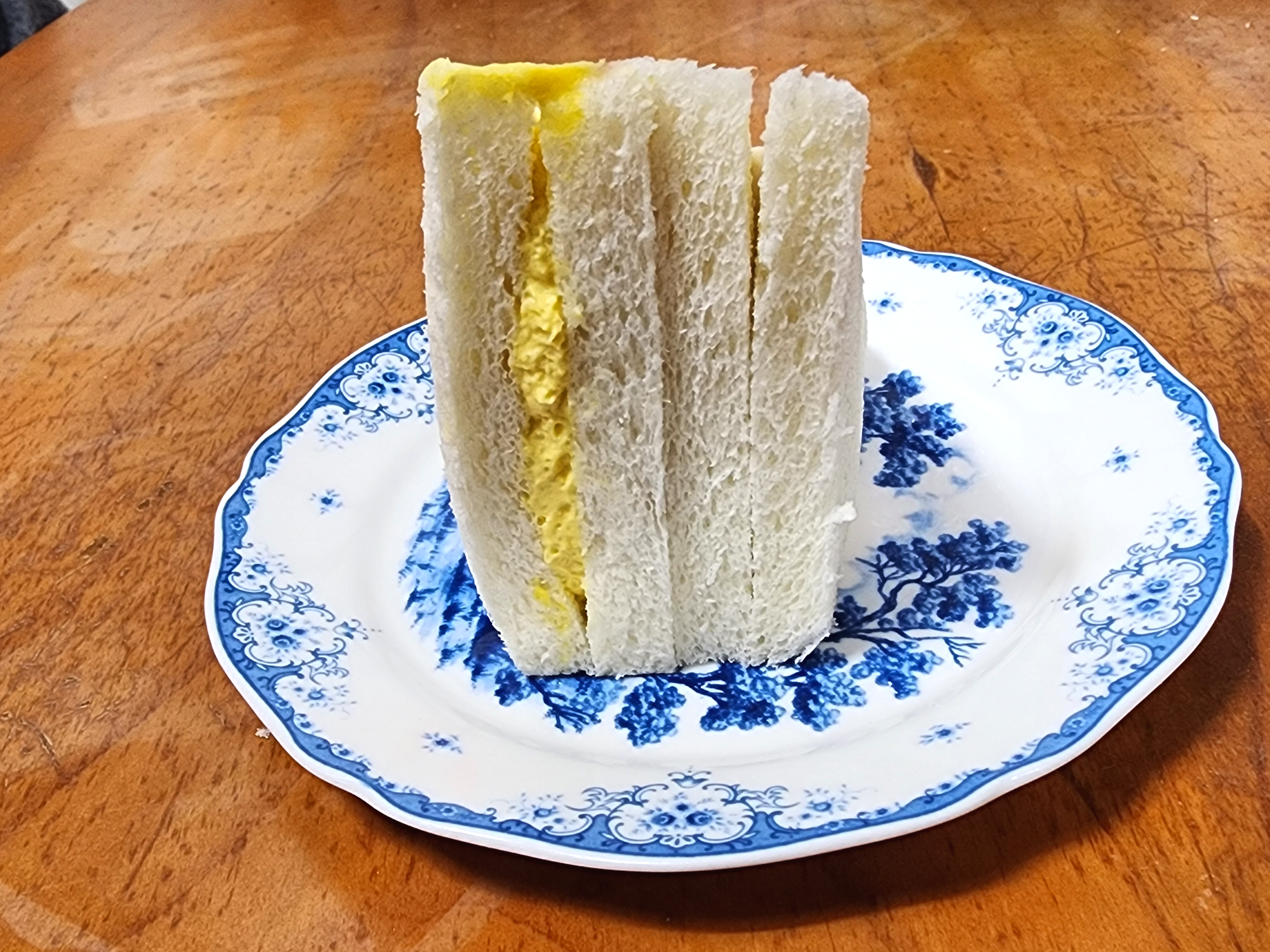 홍루이젠에그참치마요