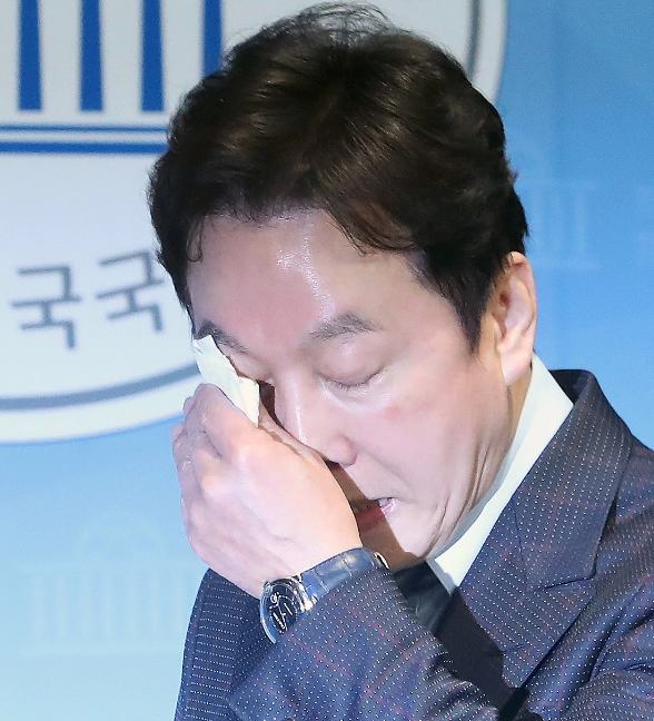 정봉주 눈물의 기자회견 이유 영상
