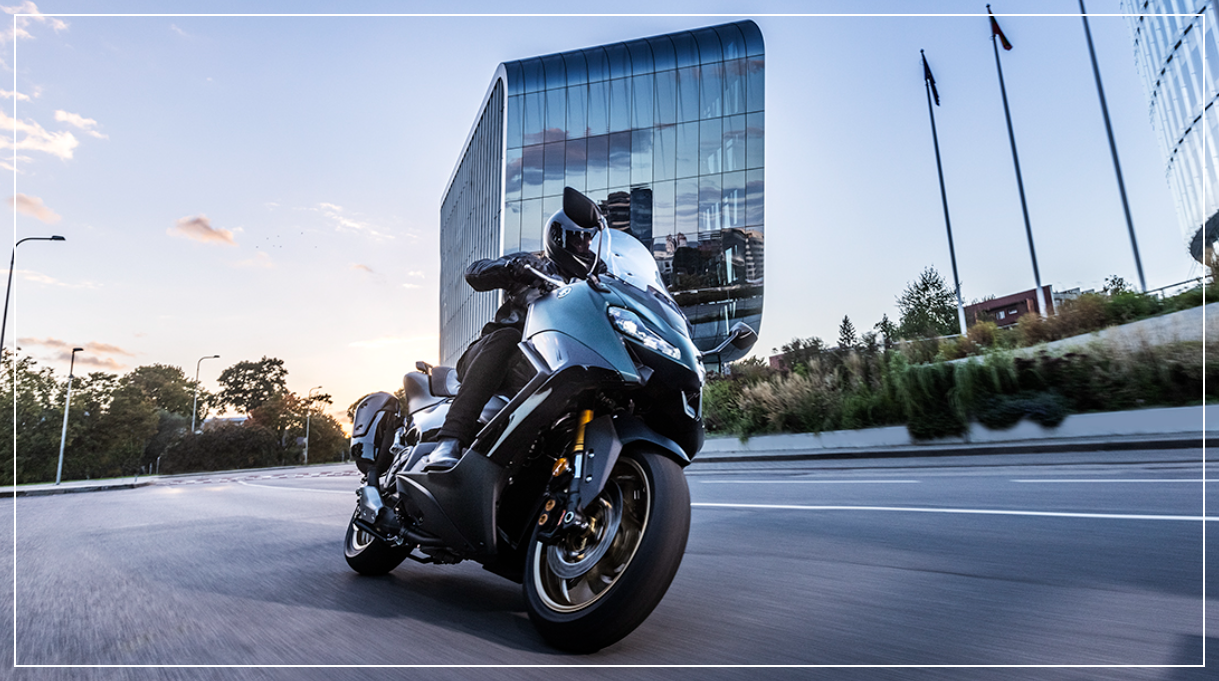 TMAX 560