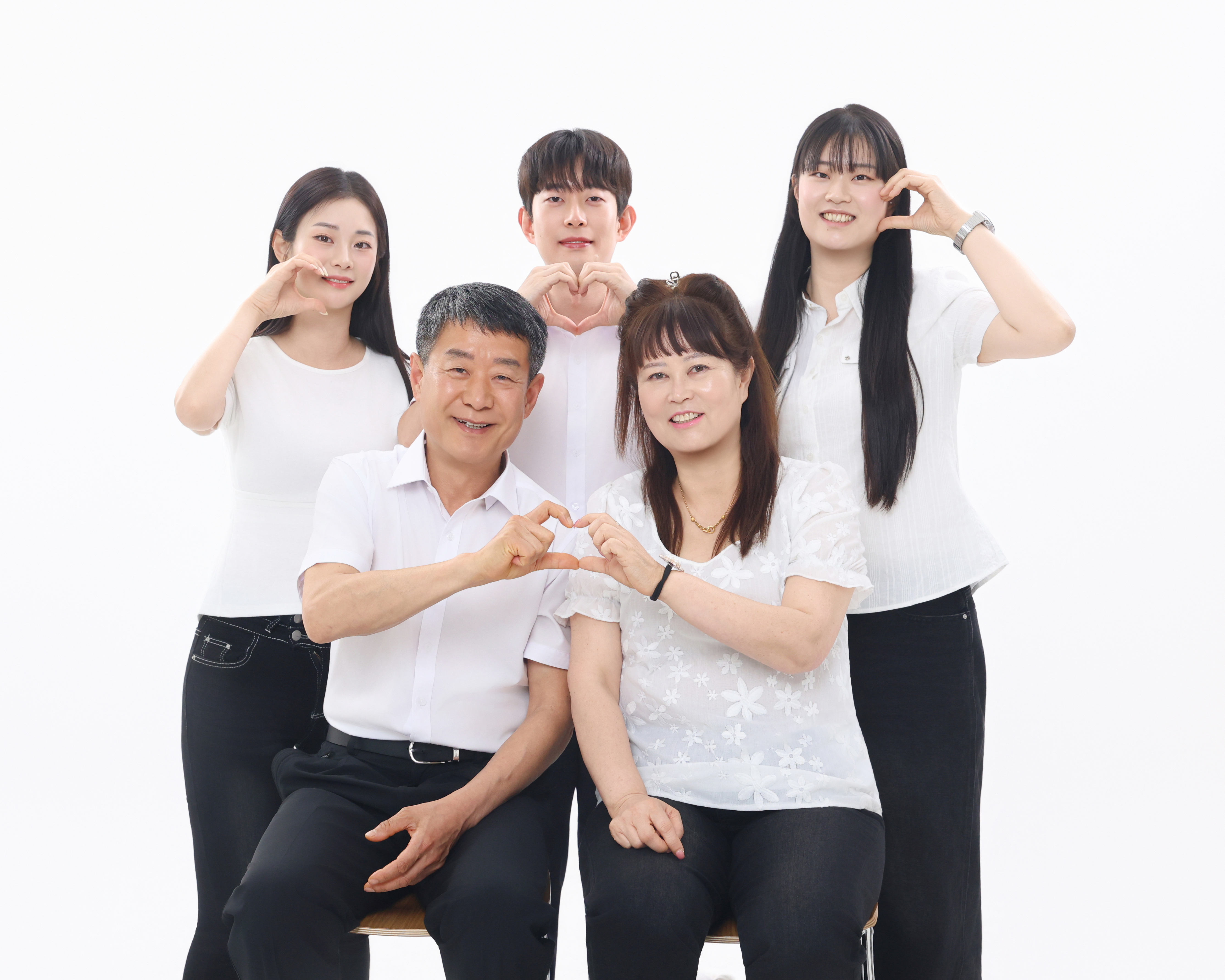 신부동사진관 가족사진 화목한 가족