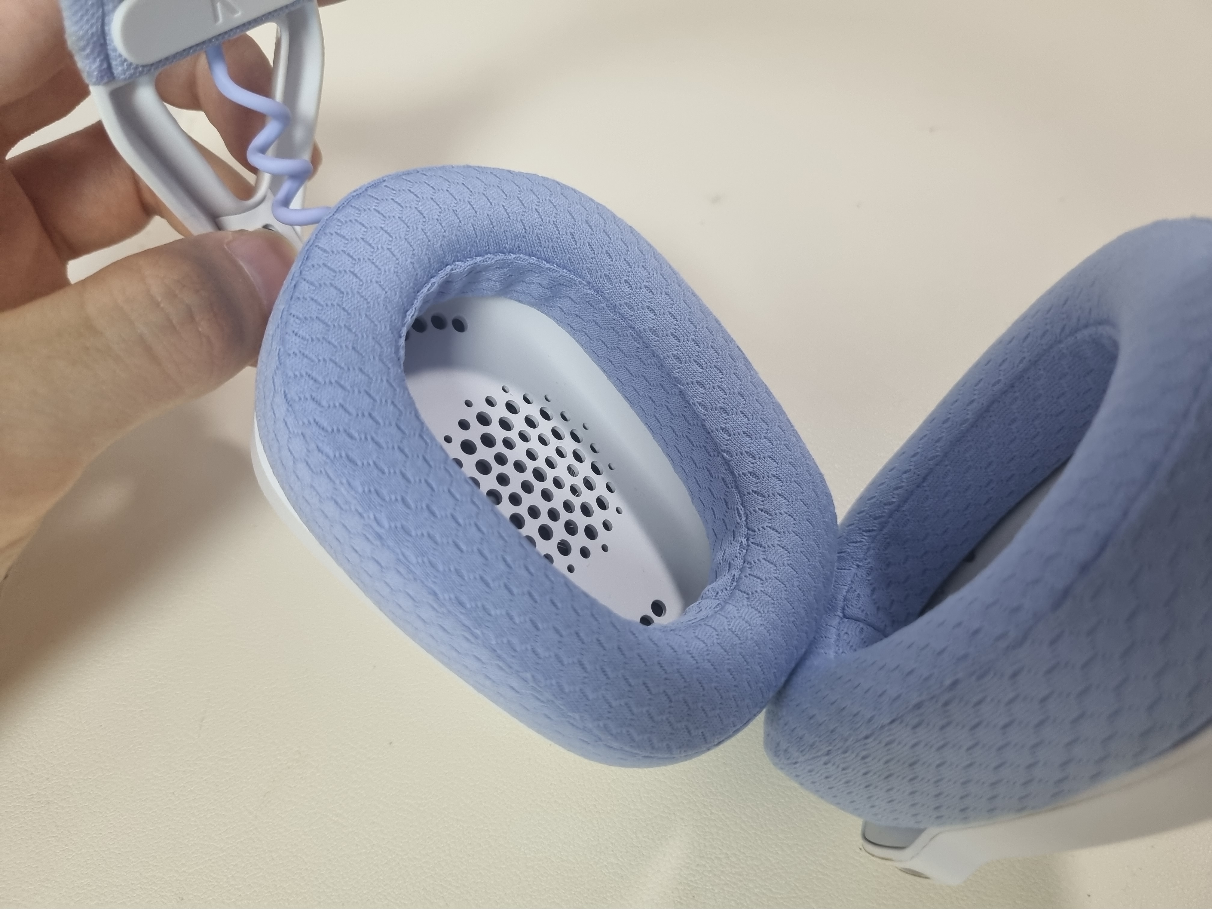 로지텍 G435 안쪽 모습