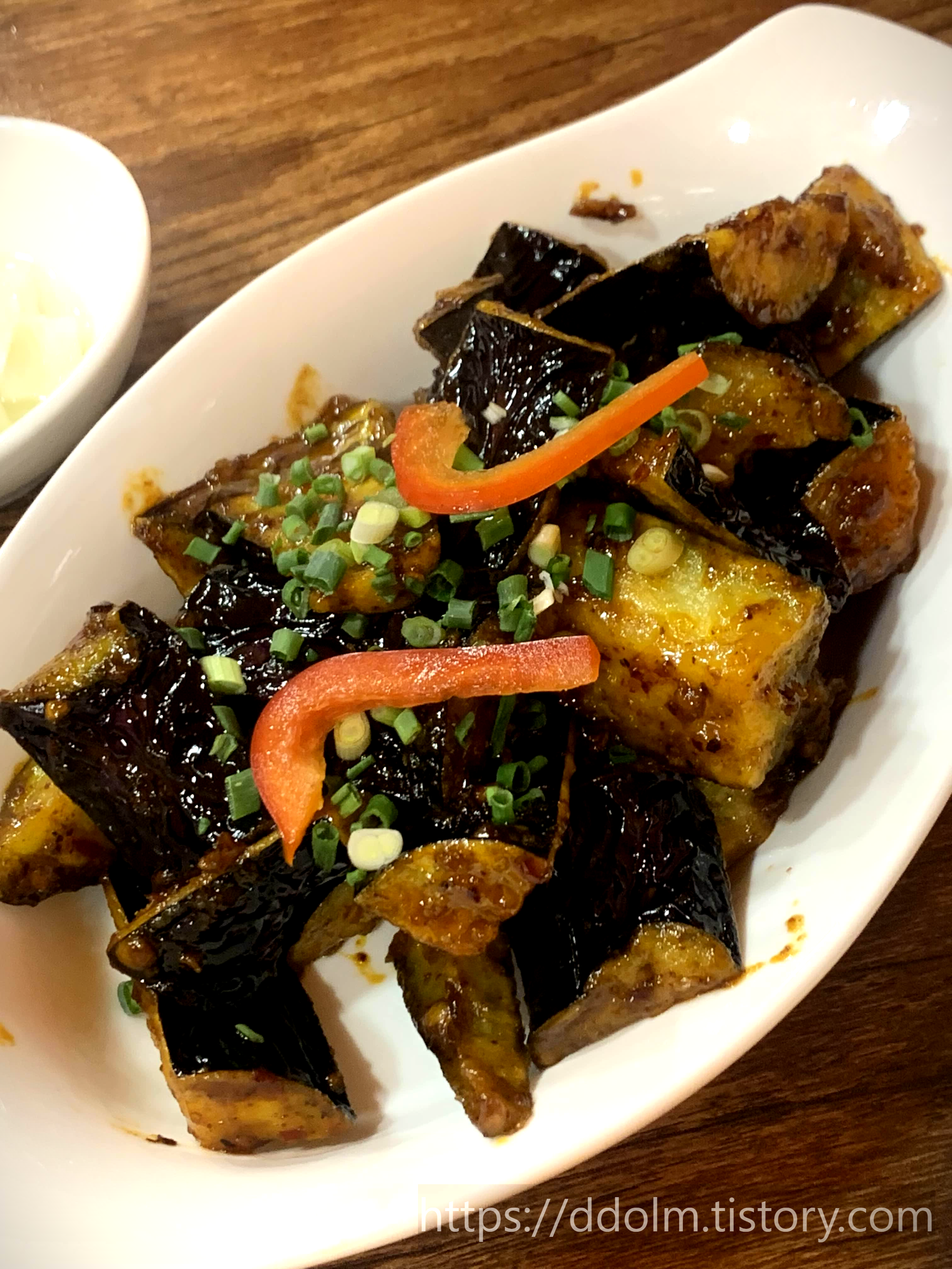 이태원 야상해 만두 어향가지