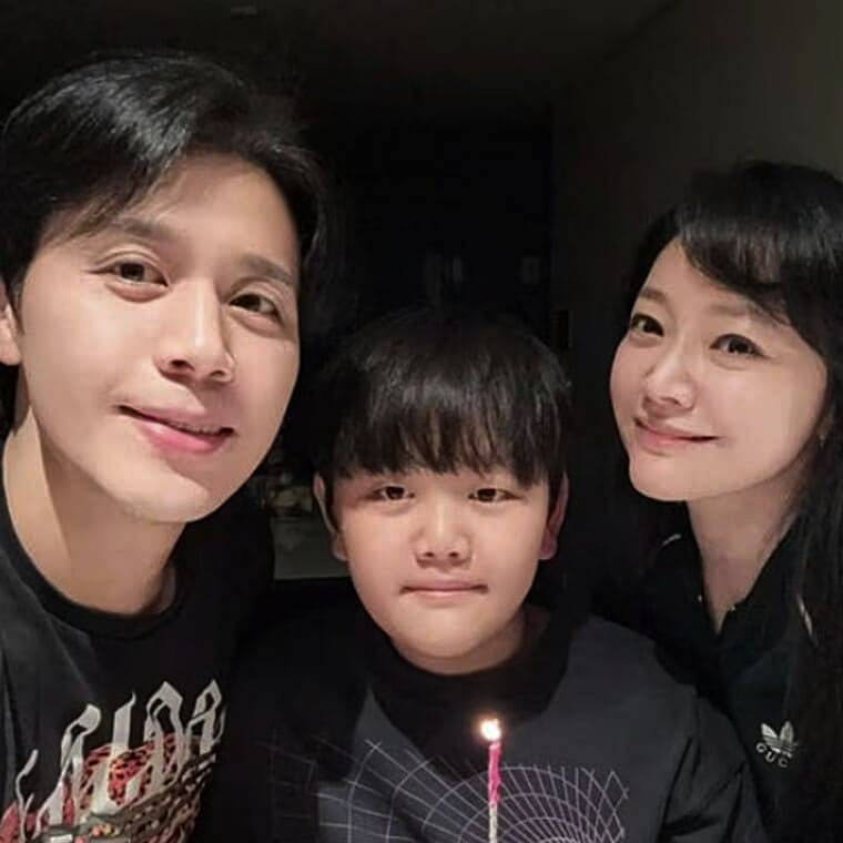 뮤지컬-배우-김소현-남편-손준호-아들