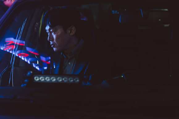 배우 박병은이 넷플릭스 시리즈 '선산'에서 열연을 펼치고 있다. [사진=넷플릭스]