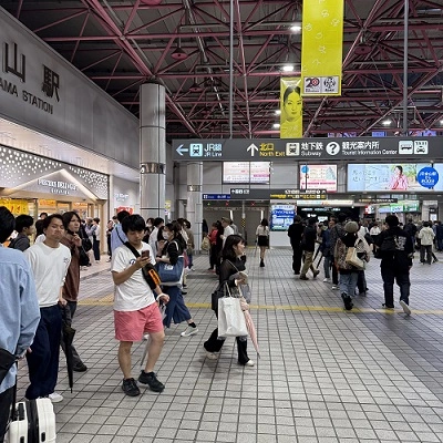 가나야마역 광장