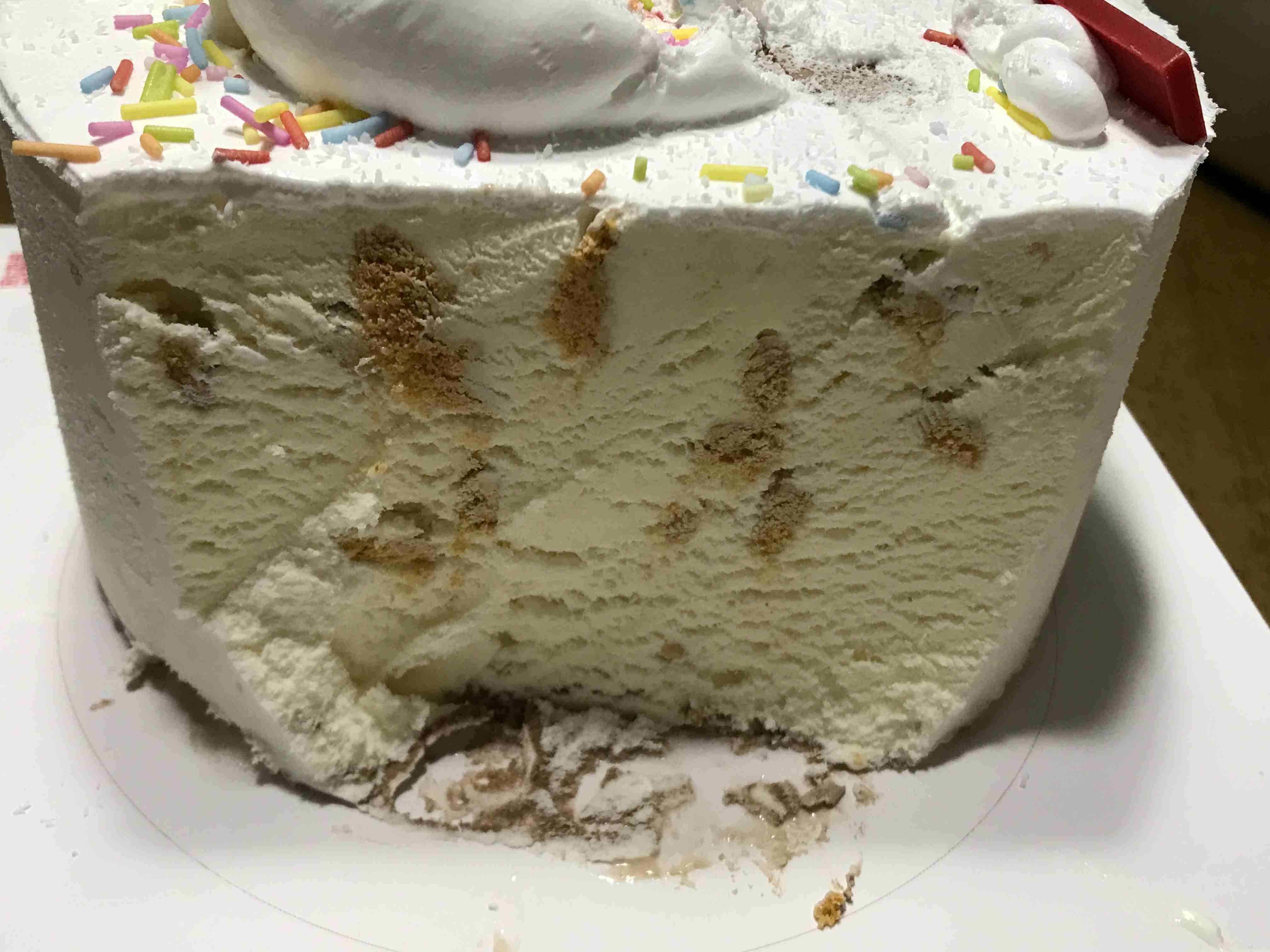 배라 아이스크림 케이크 단면