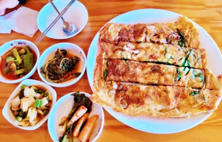 외암 민속 마을 녹두전, 감자전, 1m 철판 파전 맛집 전집 천안 아산 맛집
