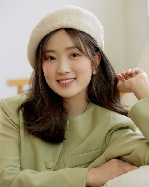 김혜윤 사진
