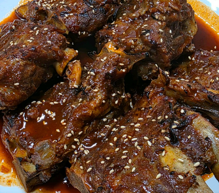 핸썸즈 경동시장 뼈구이