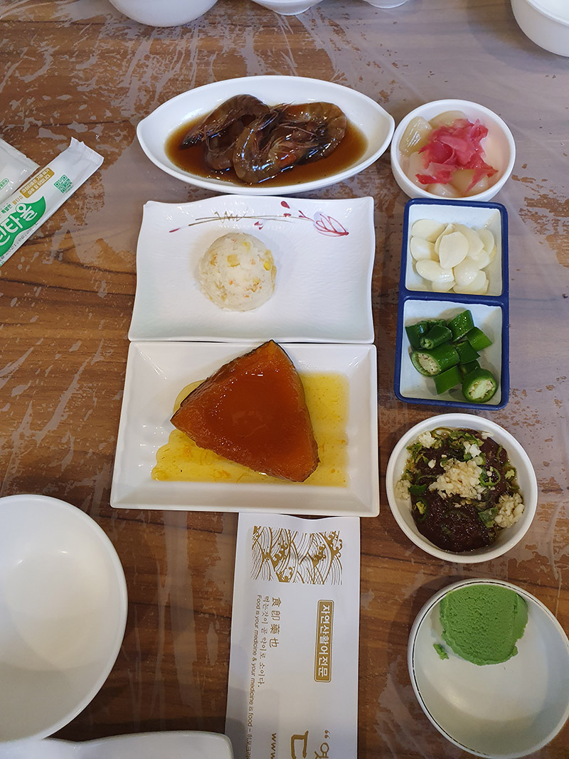 다래횟집밑반찬