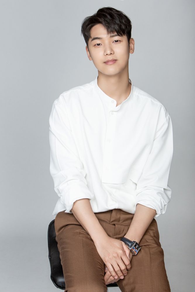 씨엔블루 강민혁&#44; FNC엔터테인먼트