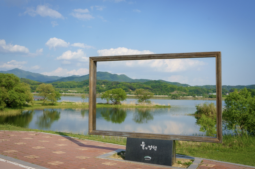 물의 정원 이미지