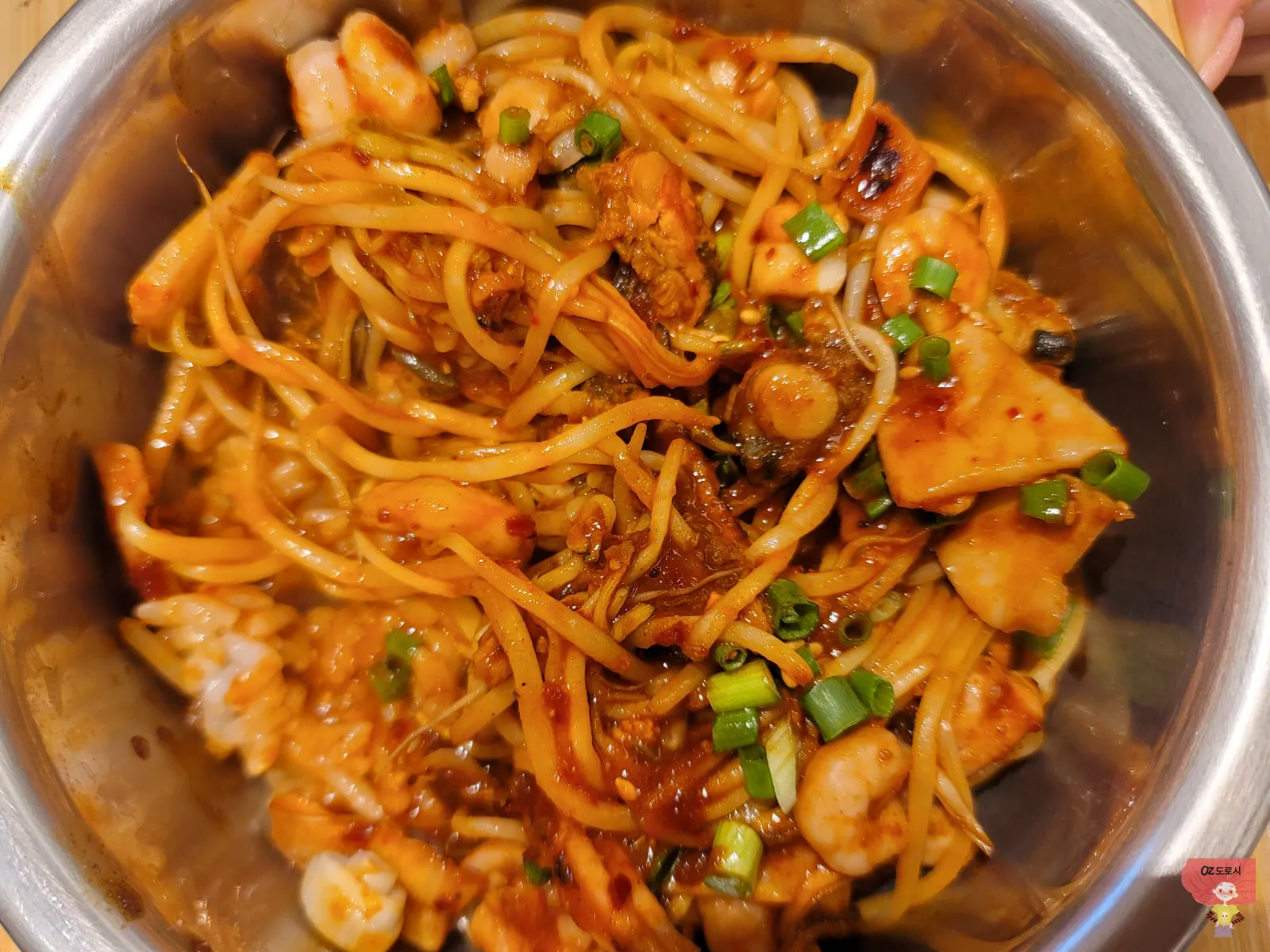 경기-구리시-롯데백화점-지하-1층-돌솥맛집-온정-매운해물솥밥