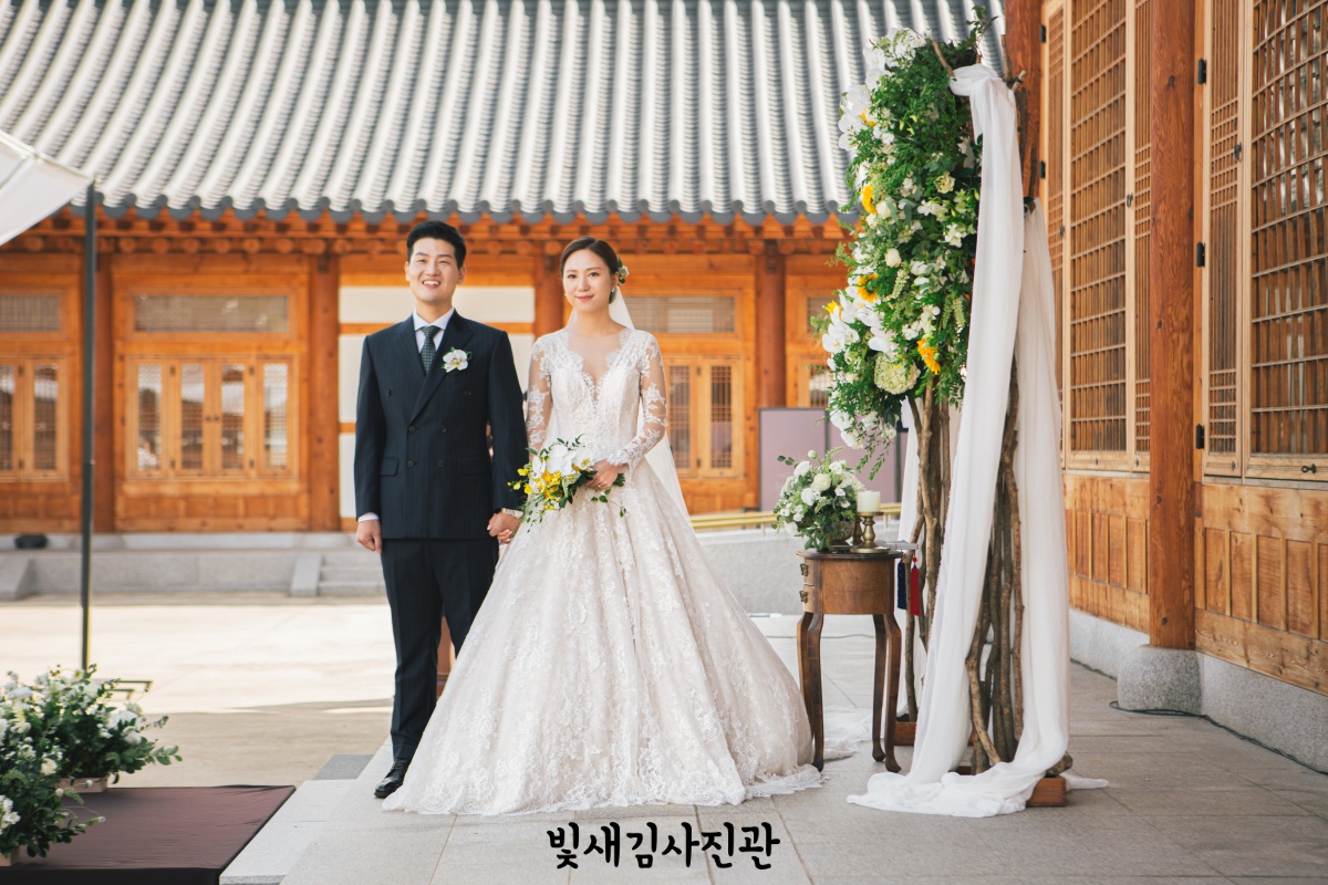 경원재 한옥 야외 결혼식 웨딩 본식스냅 37